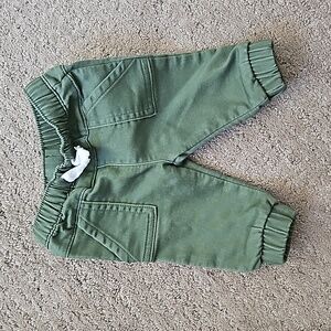 Cat and Jack newborn green pants